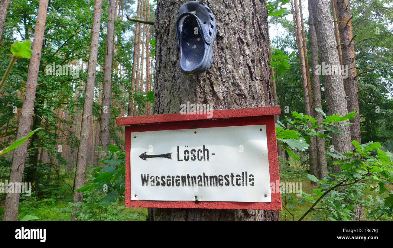 information sign Loeschwasserentnahme, extinguishing water,  in a forest, Germany Stock Photo