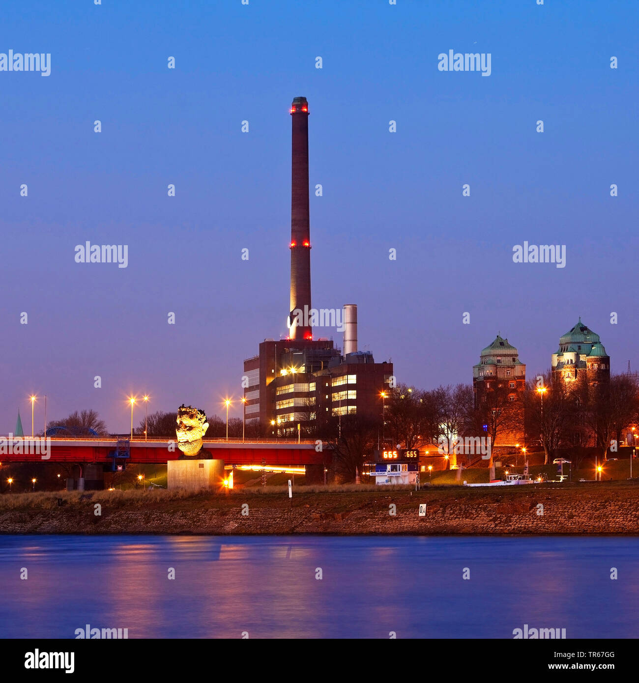 Mercator Island and sculpture 'Echo des Poseidon' with industrial scenery of Mittal Ruhrort, Germany, North Rhine-Westphalia, Ruhr Area, Duisburg Stock Photo