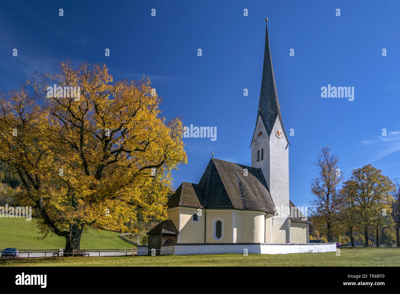 Church of St. Leonhard in Fischhausen at lake Schliersee, Germany, Bavaria, Oberbayern, Upper Bavaria Stock Photo