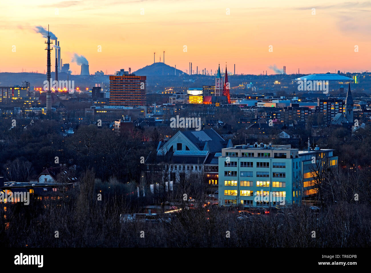 view of Gelsenkrichen in the evening, Germany, North Rhine-Westphalia, Ruhr Area, Gelsenkirchen Stock Photo
