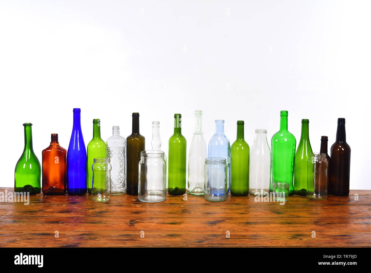 Recycled glass jars hi-res stock photography and images - Alamy
