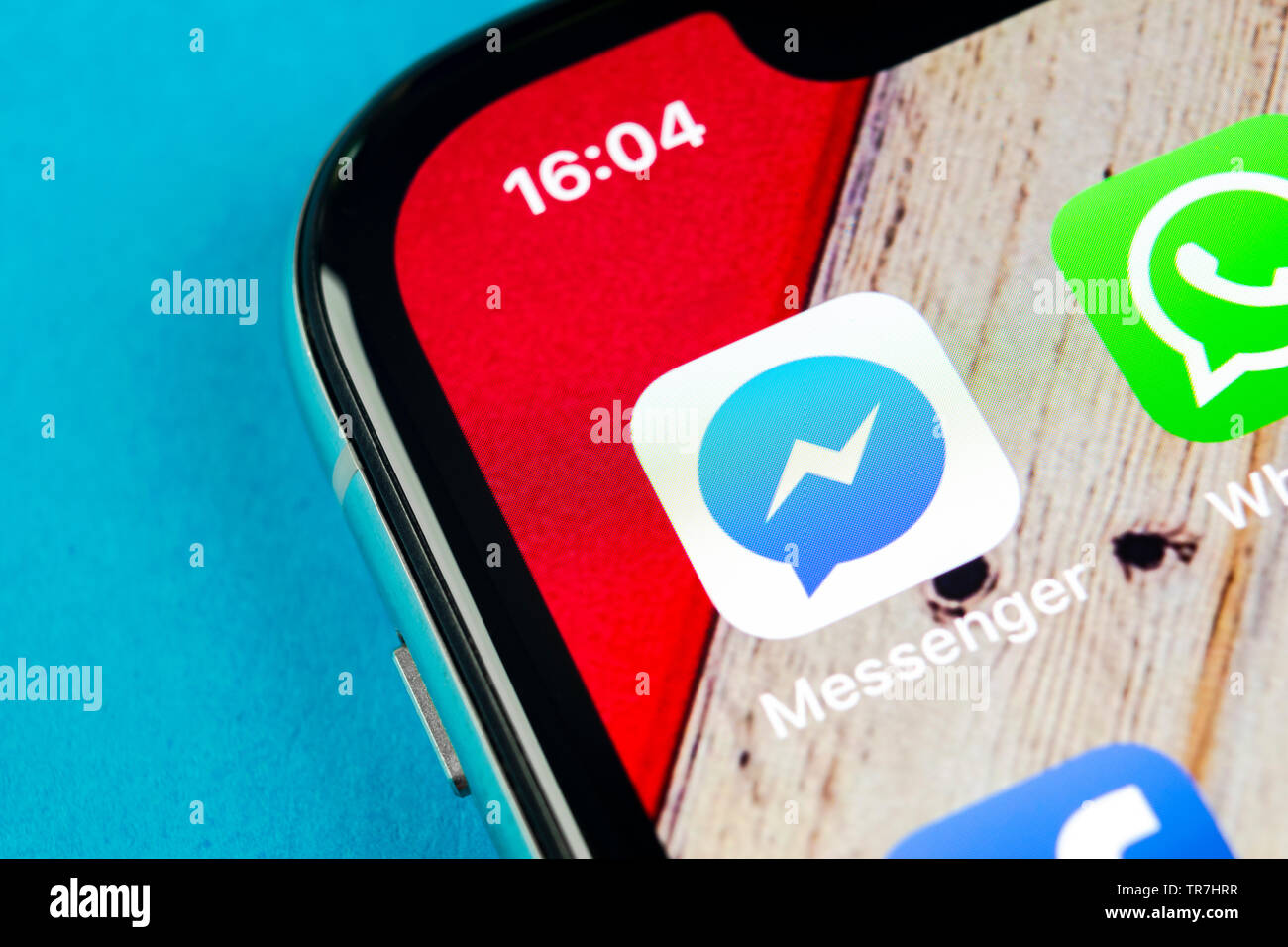 Sankt Petersburg Russia September 19 18 Facebook Messenger Application Icon On Apple Iphone X Screen Close Up Facebook Messenger App Icon Onli Stock Photo Alamy Sankt Petersburg Russia September 19 18 Facebook Messenger Application Icon On Apple Iphone X Screen Close Up Facebook Messenger App Icon Onli Stock Photo Alamy