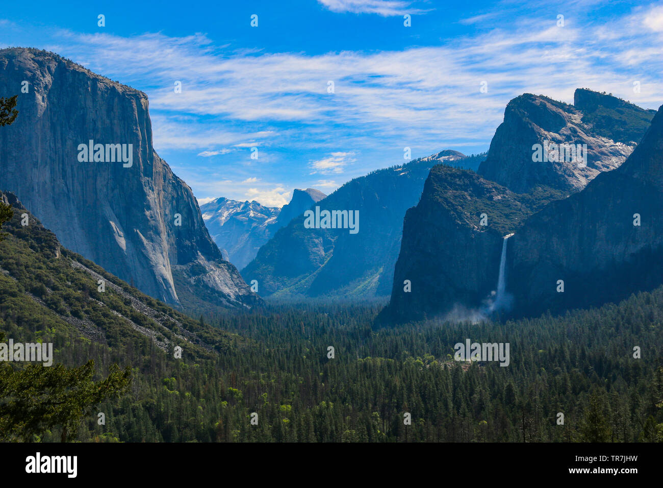 Stunning Yosemite Tunnel View - El Capitan, Half Dome & Bridalveil Fall Stock Photo