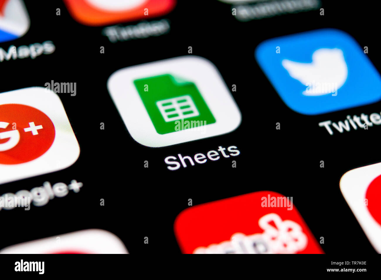 Sankt-Petersburg, Russia, September 30, 2018: Google Sheets icon on Apple iPhone X smartphone screen close-up. Google sheets icon. Social network. Soc Stock Photo