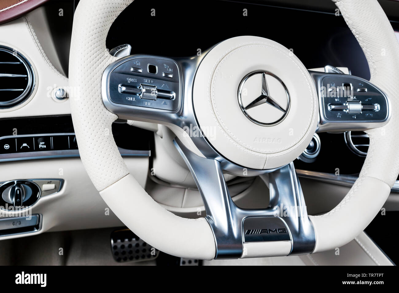 S63 2024 steering wheel