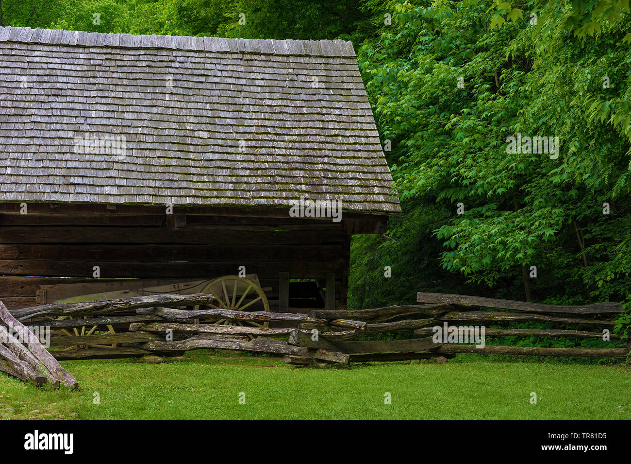 Wooden hand built structure by early settlers in Cades Cove Valley in the Great Smoky Mountains. Stock Photo