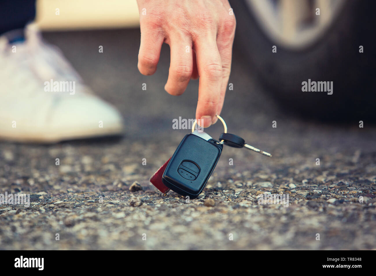 Lost keys man hi-res stock photography and images - Alamy