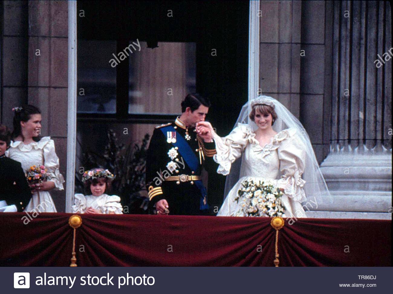 British Crown Issued to Celebrate Prince Charles and Diana Wedding 1981