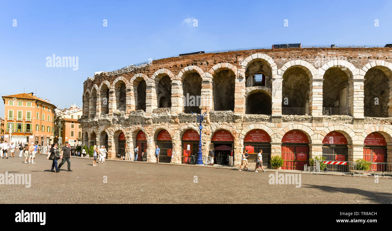 verona-italy-september-2018-panoramic-view-of-the-exterior-of-the