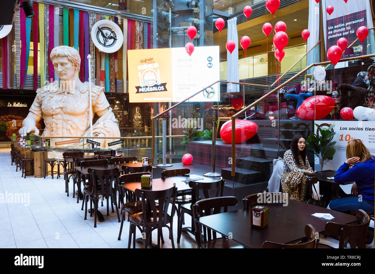 Puerta cinegia gastronomica hires stock photography and images Alamy