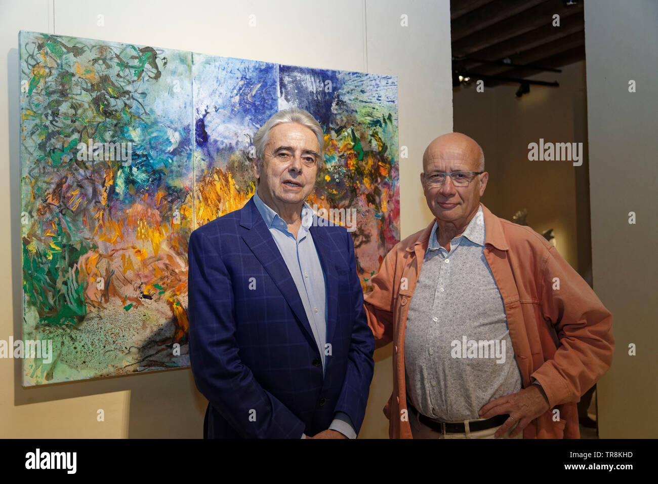 Tours, France.24th May,2019.Gerard Capazza (L) & a guest attend the Exhibition Re-naissance(s) of the Capazza Gallery in Tours, France Stock Photo