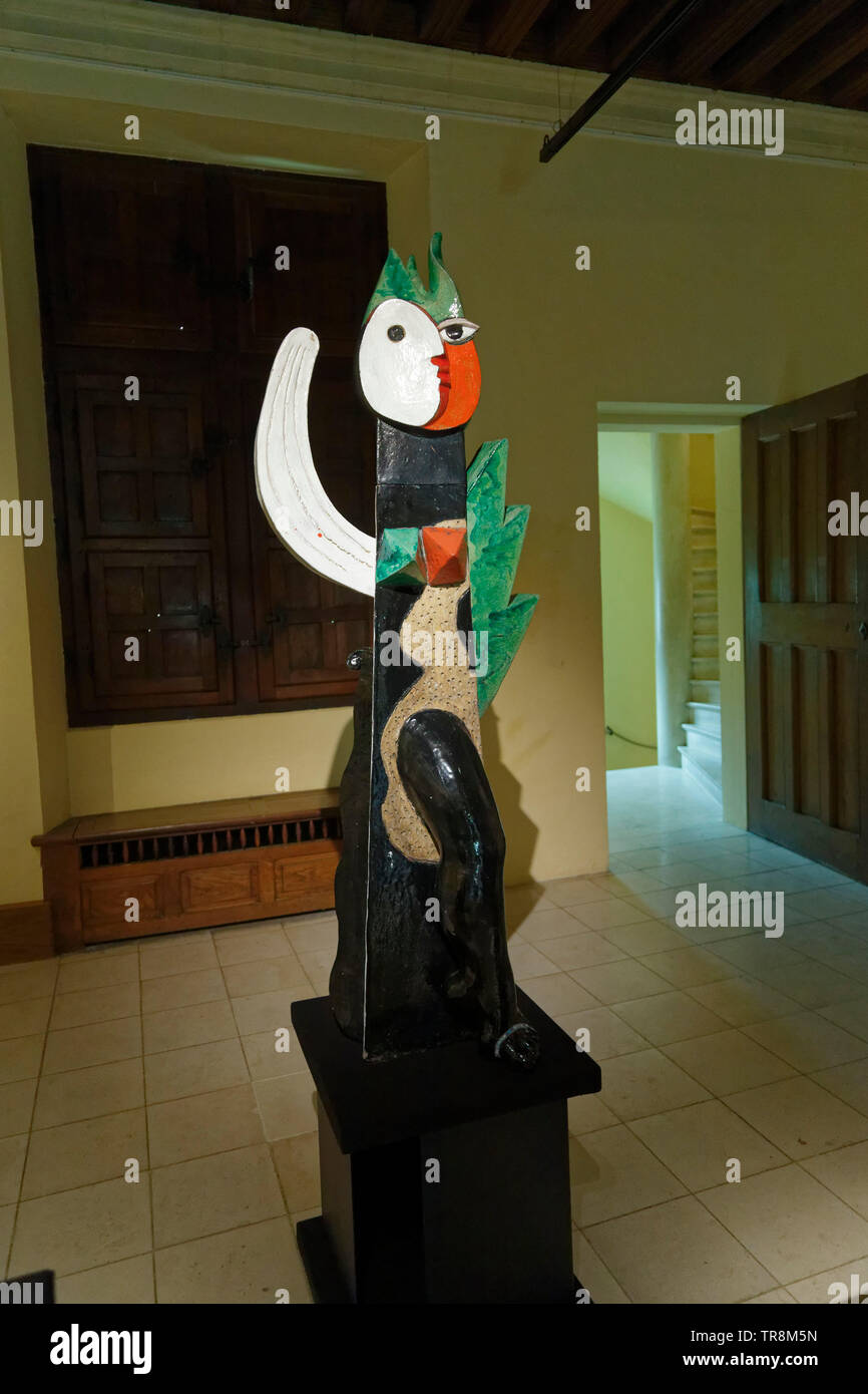 Tours, France.24th May,2019. A Jacky Coville sculpture presented at the Re-naissance(s) of the Capazza Gallery  in the Hotel Goüin in Tours, France Stock Photo