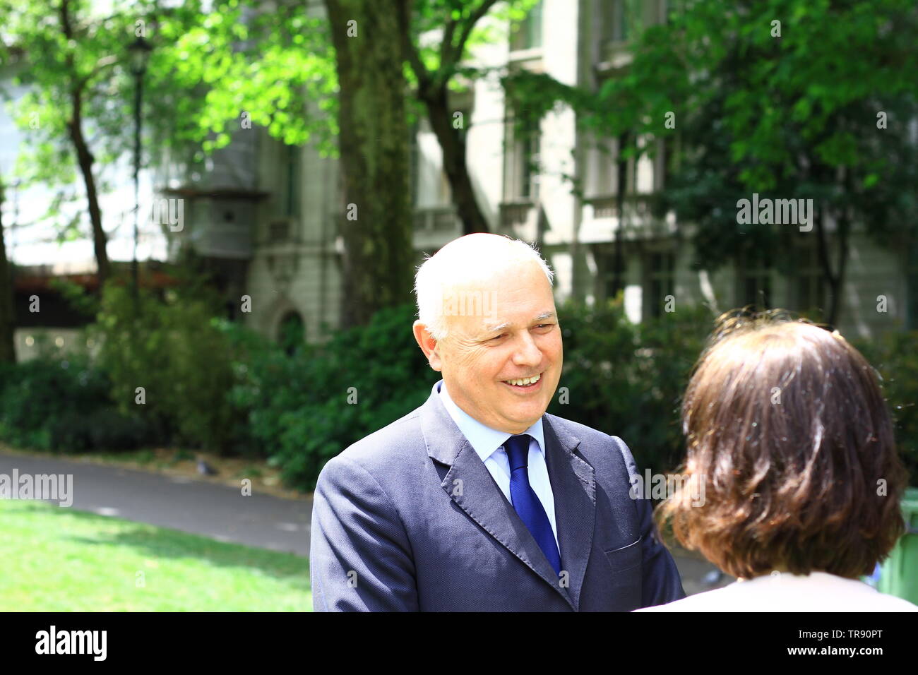 https://c8.alamy.com/comp/TR90PT/iain-duncan-smith-in-westminster-on-the-30th-may-2019-ids-conservative-party-politicians-british-politicians-uk-politics-politicing-politics-ministers-leaders-conservative-and-union-party-tory-party-tories-TR90PT.jpg