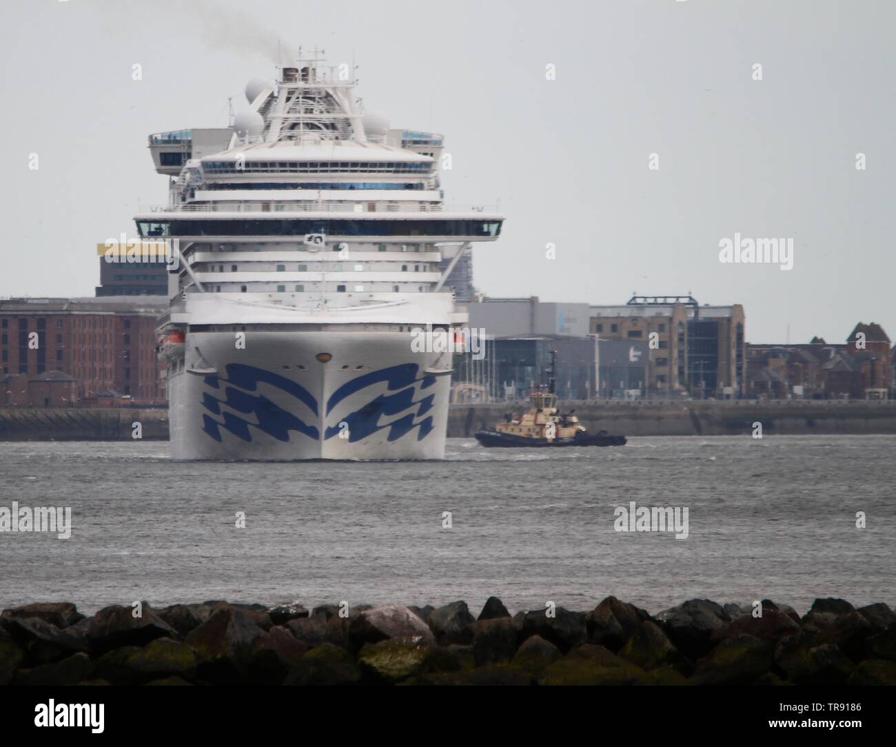 Crown river cruises hi-res stock photography and images - Alamy