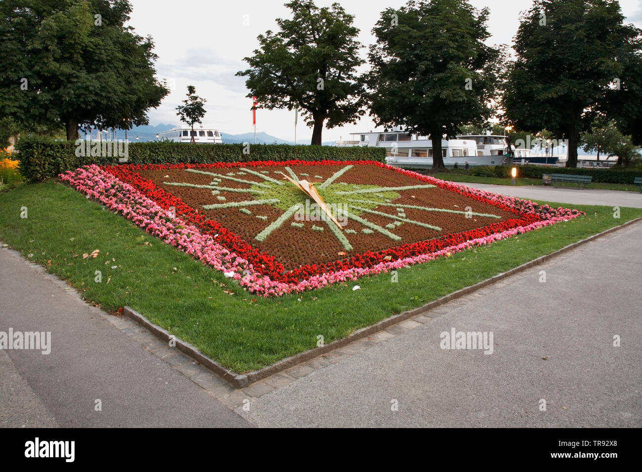 Flower clock in Lausanne. Switzerland Stock Photo Alamy