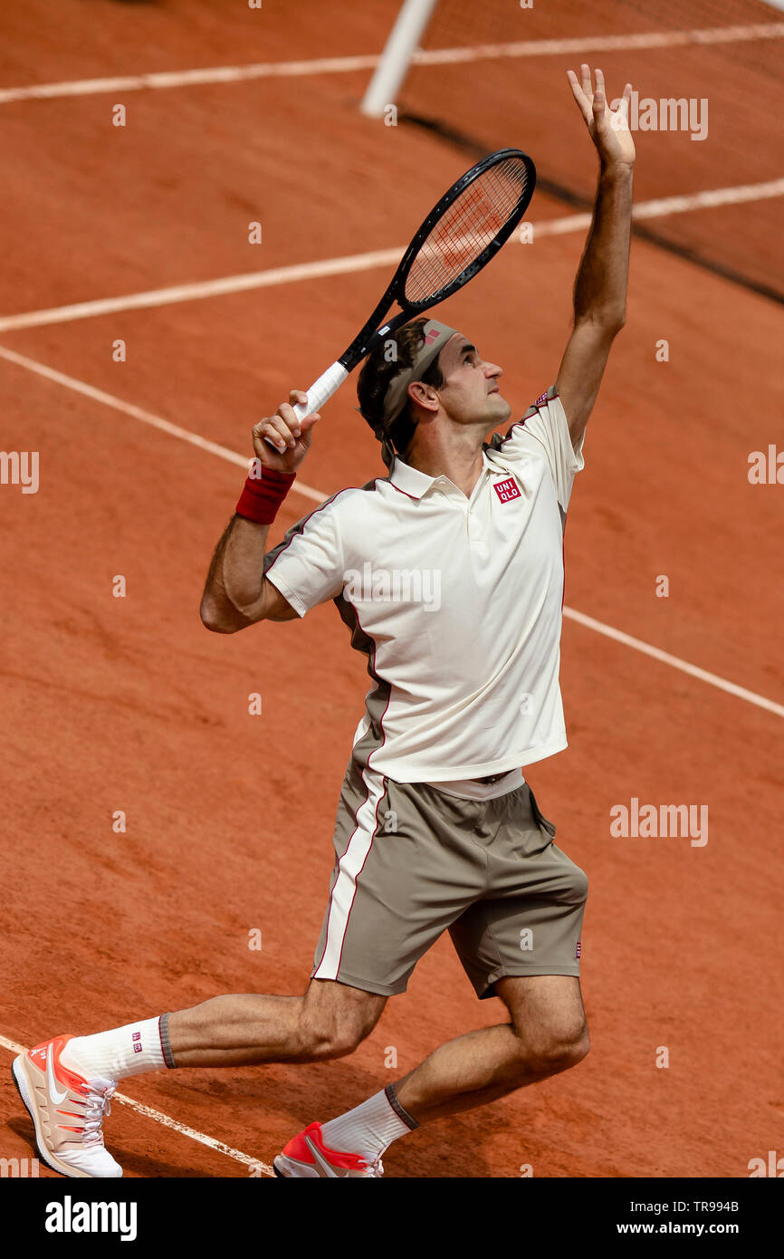 Paris, France. 31th May, 2019. Roger Federer from Switzerland in action  during his 3nd round match at the 2019 French Open Grand Slam tennis  tournament in Roland Garros, Paris, France. Frank Molter/Alamy