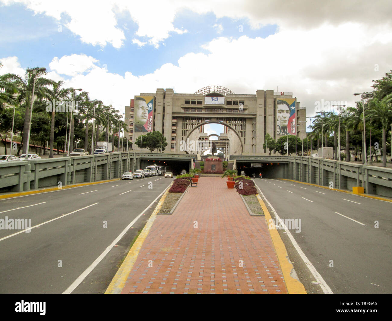 Avenida bolivar hi-res stock photography and images - Alamy