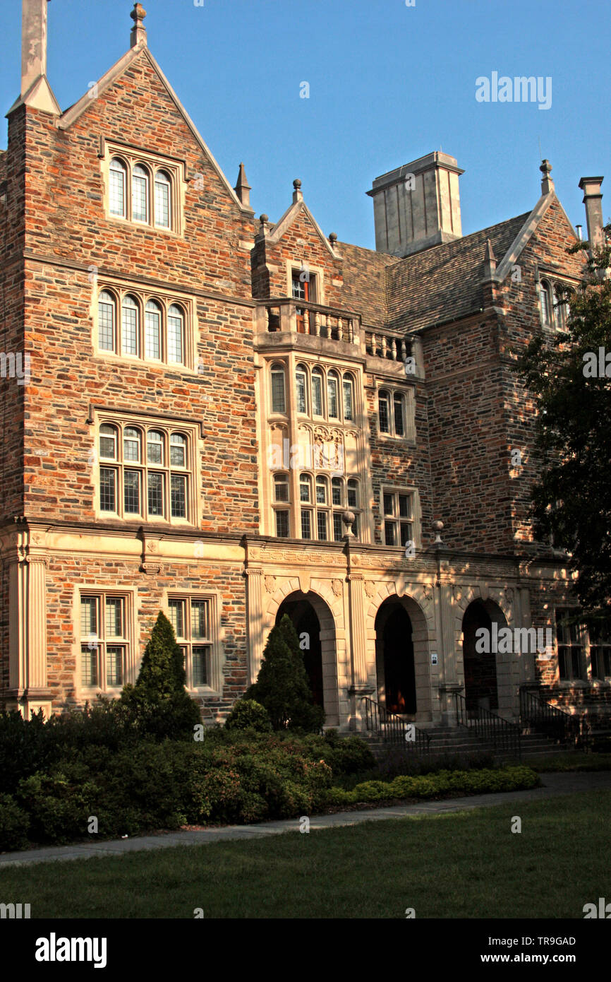 Duke university campus hi-res stock photography and images - Alamy