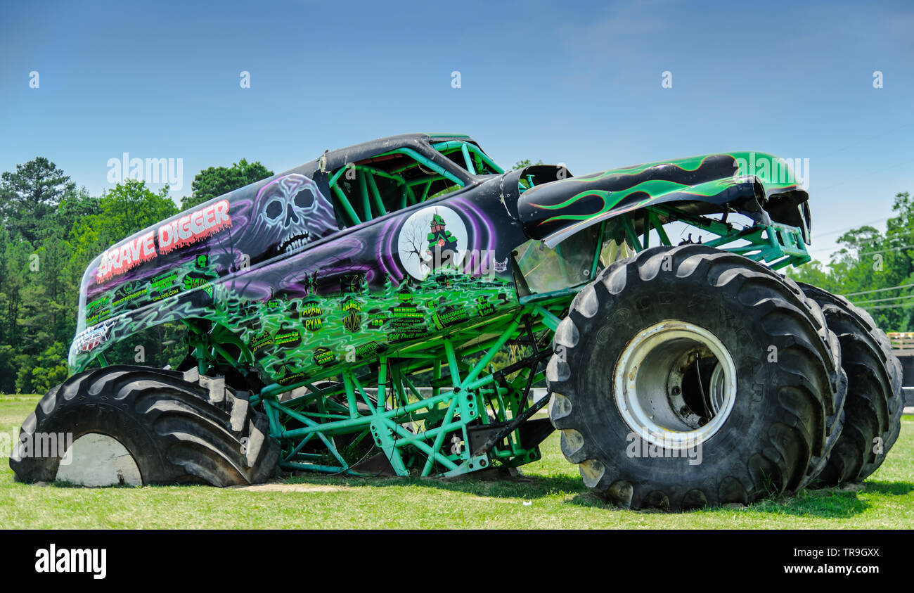 Bigfoot truck hi-res stock photography and images - Alamy