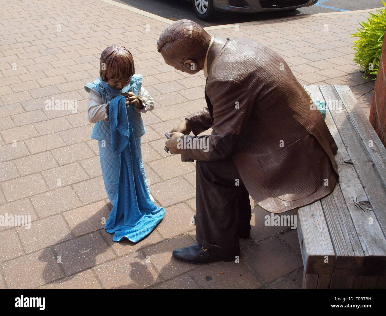 Sculpture at entrance to the Seward Johnson sculpture garden in