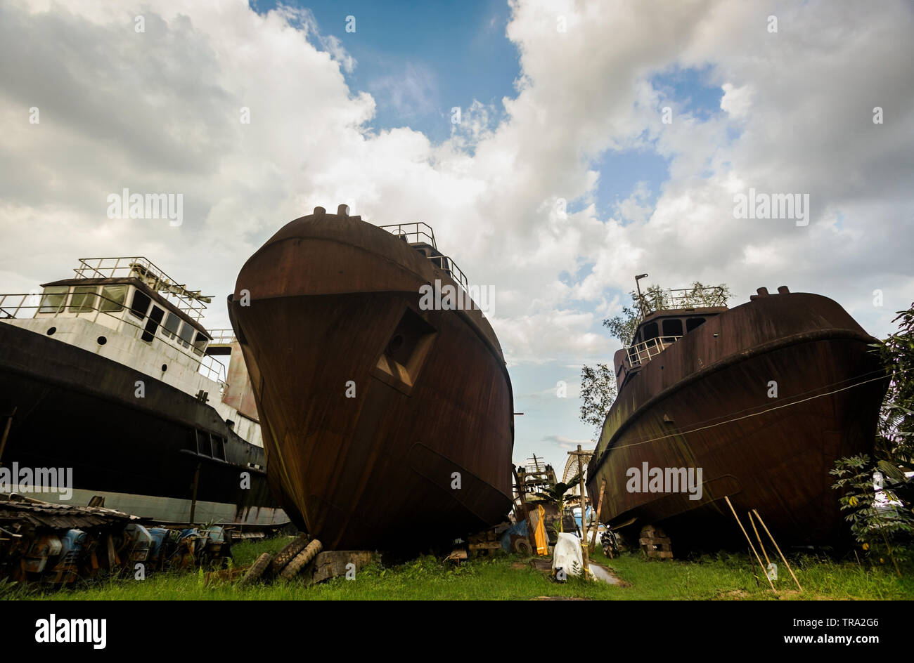 Tug Boat In Dry Dock Hi Res Stock Photography And Images Alamy