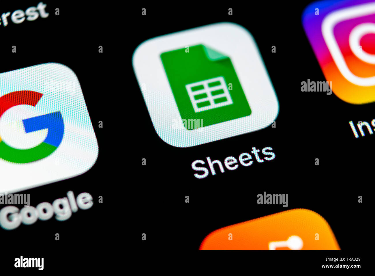 Sankt-Petersburg, Russia, May 10, 2018: Google Sheets icon on Apple iPhone X smartphone screen close-up. Google sheets icon. Social network. Social me Stock Photo