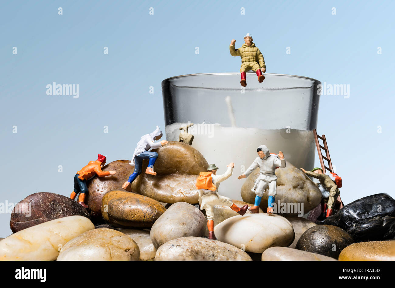 miniature people figures