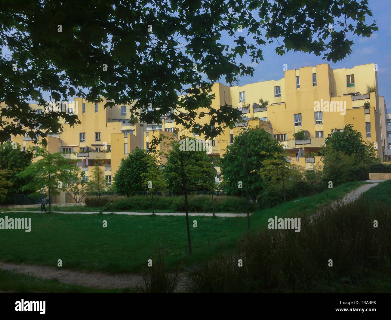 Noisy Le Grand France Modern Architecture Publicvsocial Housing Estate Projects In Cite Parks Gardens Low Income Neighborhood France Suburb Residential Stock Photo Alamy Noisy Le Grand France Modern Architecture Publicvsocial Housing Estate Projects In Cite Parks Gardens Low Income Neighborhood France Suburb Residential Stock Photo Alamy