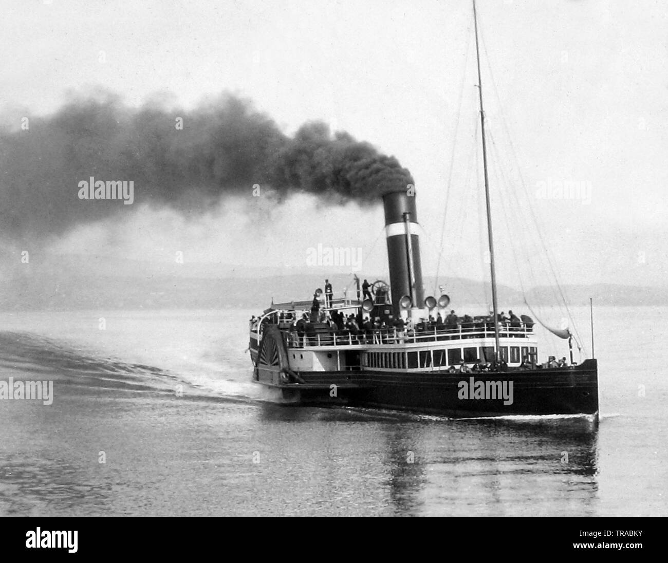 A River Clyde paddle steamer Stock Photo Alamy