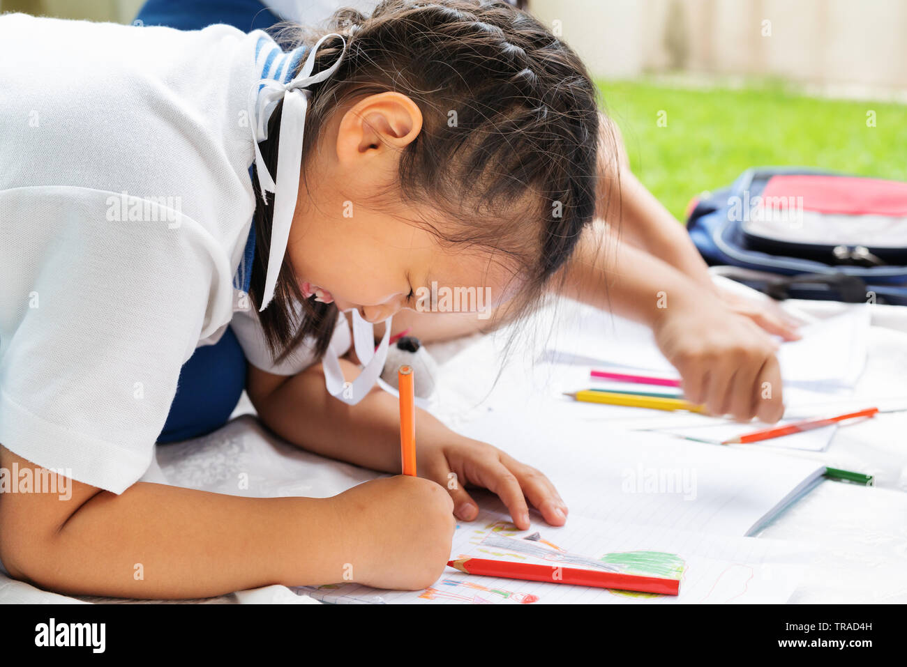 Человек планирует. Сейчас девочка планирует собрать все файлы. Человек мечтает о путешествии. Сейчас девочка планирует собрать все файлы. Сейчас девочка планирует собрать все файлы.