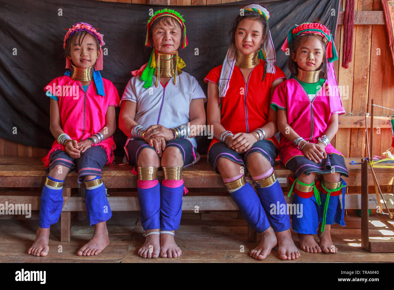 Kayan Lahwi mother with her three daughters Stock Photo