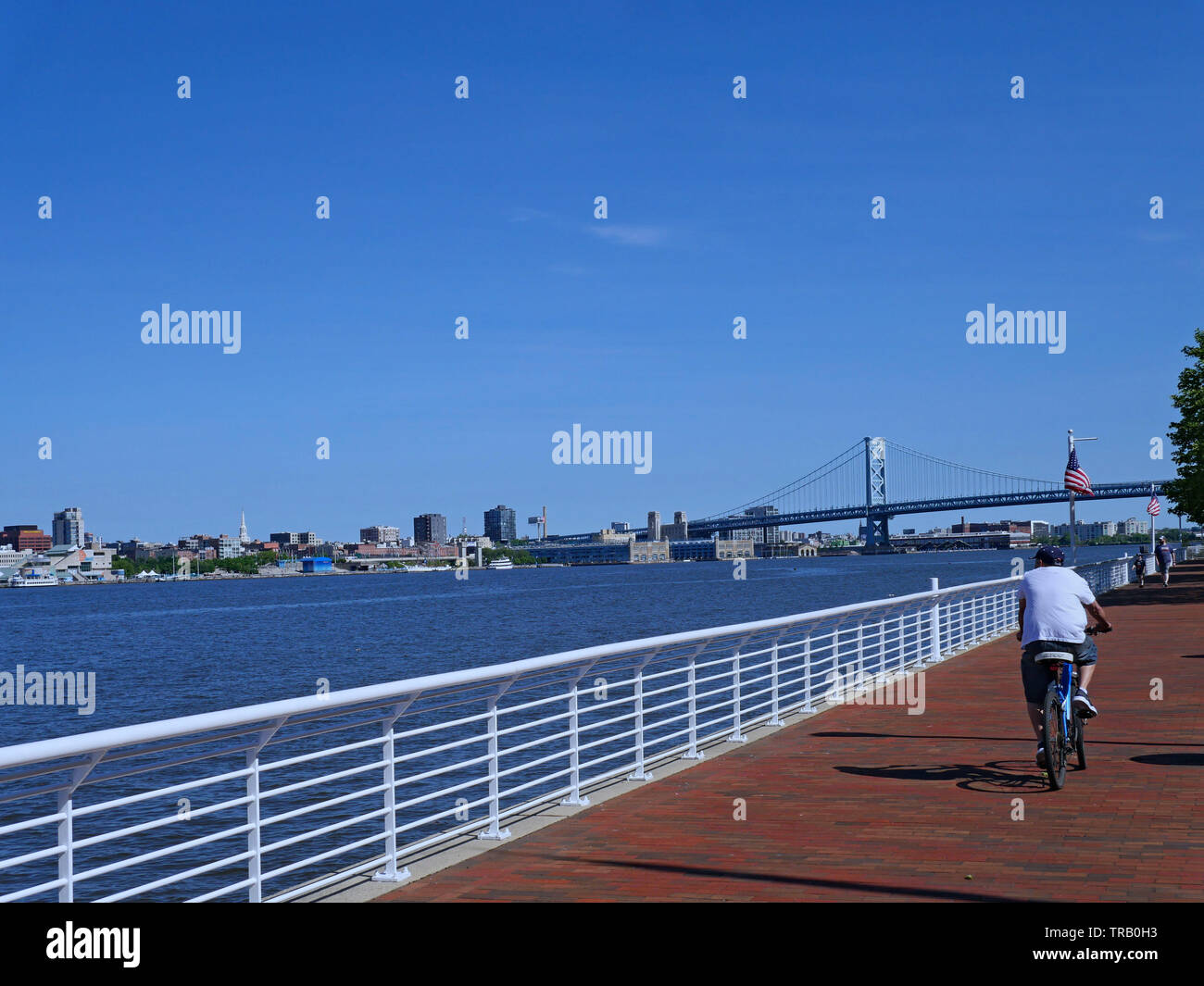 City skyline from camden new jersey hires stock photography and images