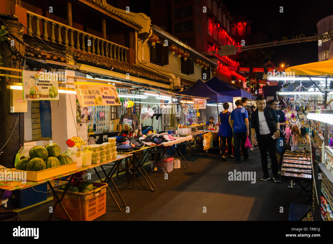 Malacca,Malaysia - April 21,2019 : The night market on Friday,Saturday and Sunday is the best part of the Jonker Street, it sells everything from tast Stock Photo