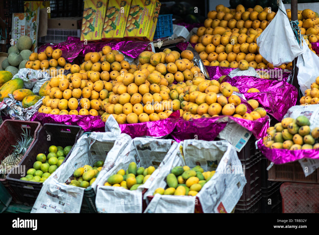 Hyderabad roadside hires stock photography and images Alamy
