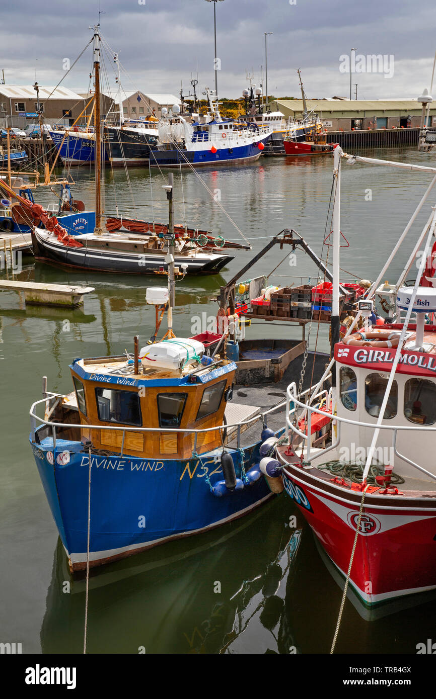 kilkeel-fishing-harbour-county-down-hi-res-stock-photography-and-images