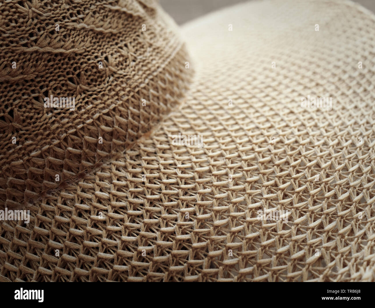 Close up straw hat hi-res stock photography and images - Alamy