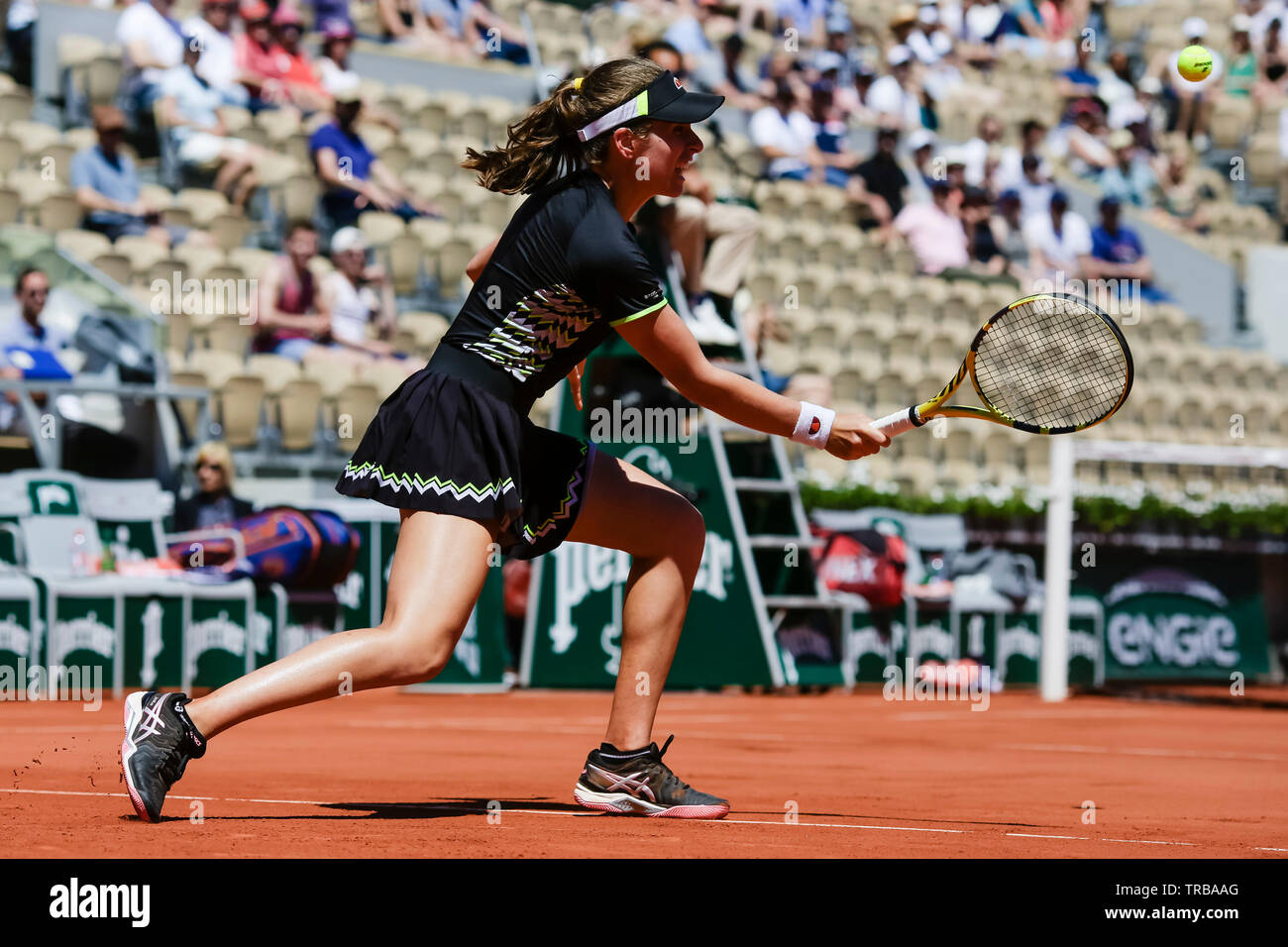 Paris, France. 2nd June, 2019. Johanna Konta from Great Britain in action  during her 3rd victory at the 2019 French Open Grand Slam tennis tournament  in Roland Garros, Paris, France. Frank Molter/Alamy