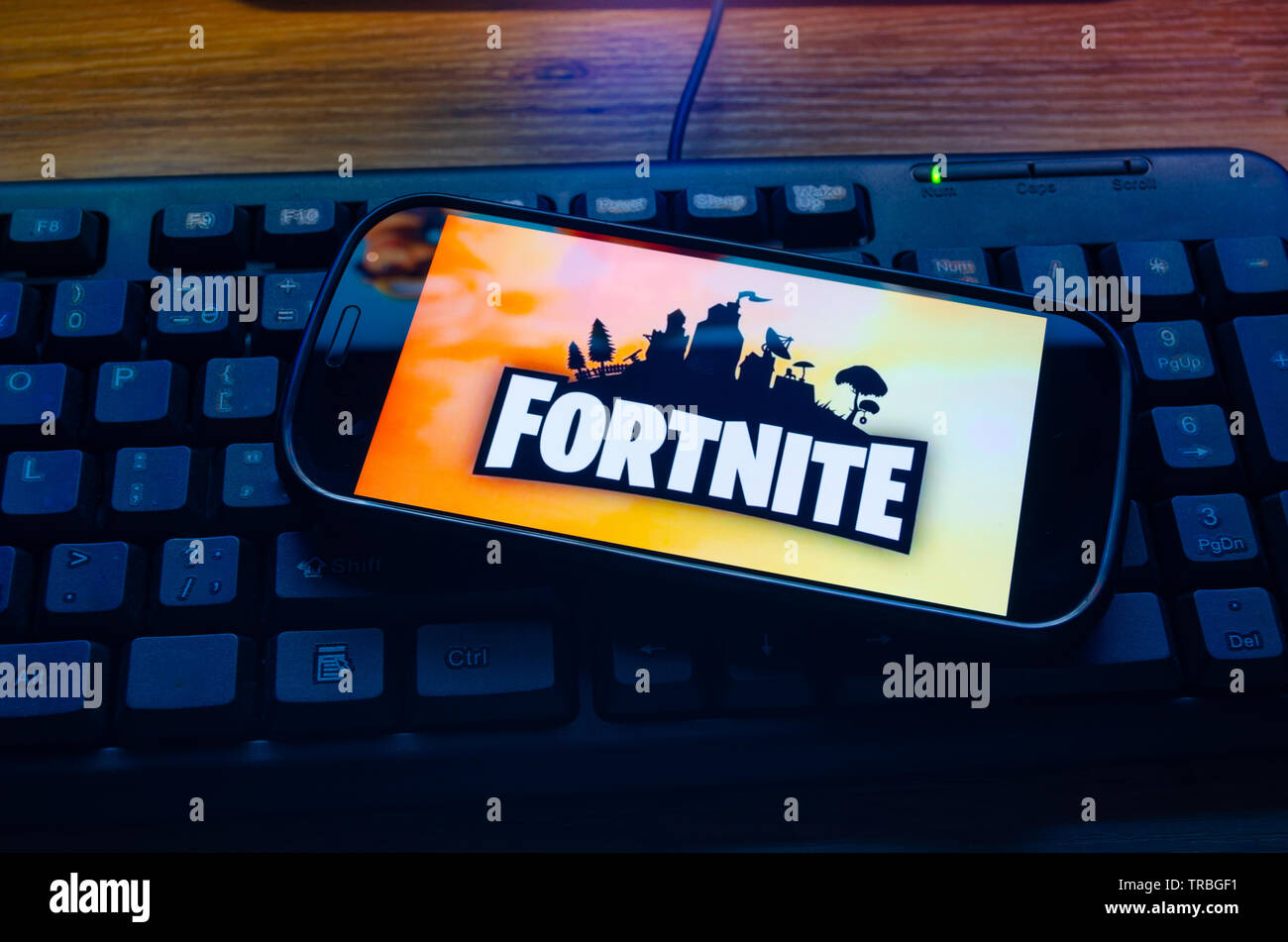 Epic games phone hi-res stock photography and images - Alamy