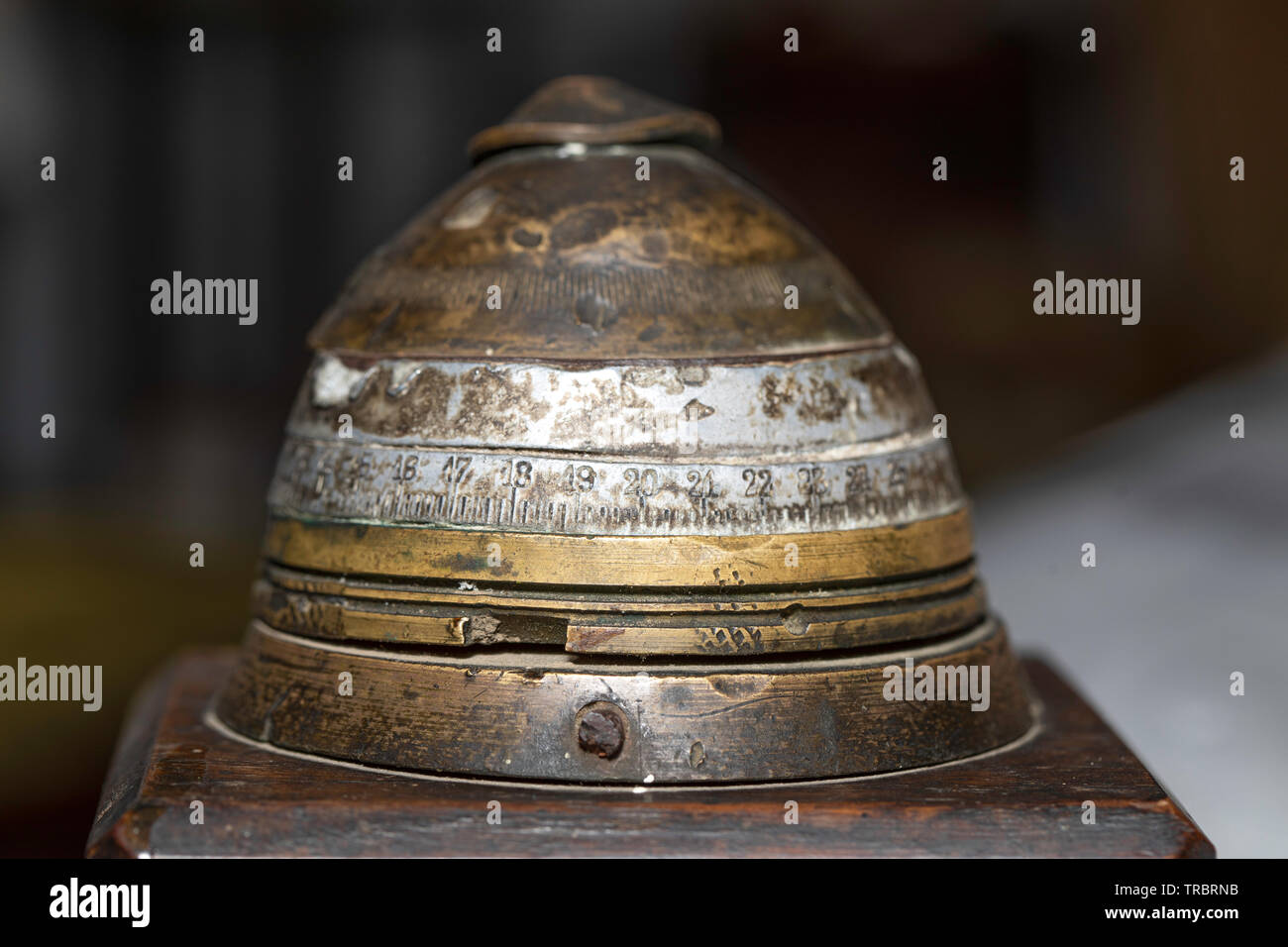 Shrapnel shell hi-res stock photography and images - Alamy