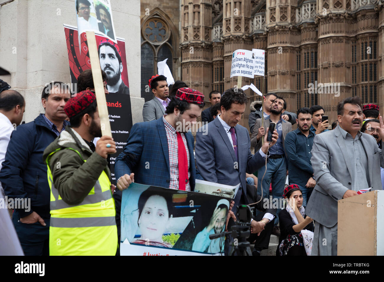 London, UK. 30th May 2019. Pashtuns protest opposite the House of Parliament in London against alleged persecution and atrocities by fundamentalist groups, the Pakistani army and Pakistani Intelligence Service committing brutal killings, the demolishing of properties, disappearances and extra-judicial killings of Pashtuns and members of other tribes in Pakistan. Credit: Joe Kuis / Alamy Stock Photo