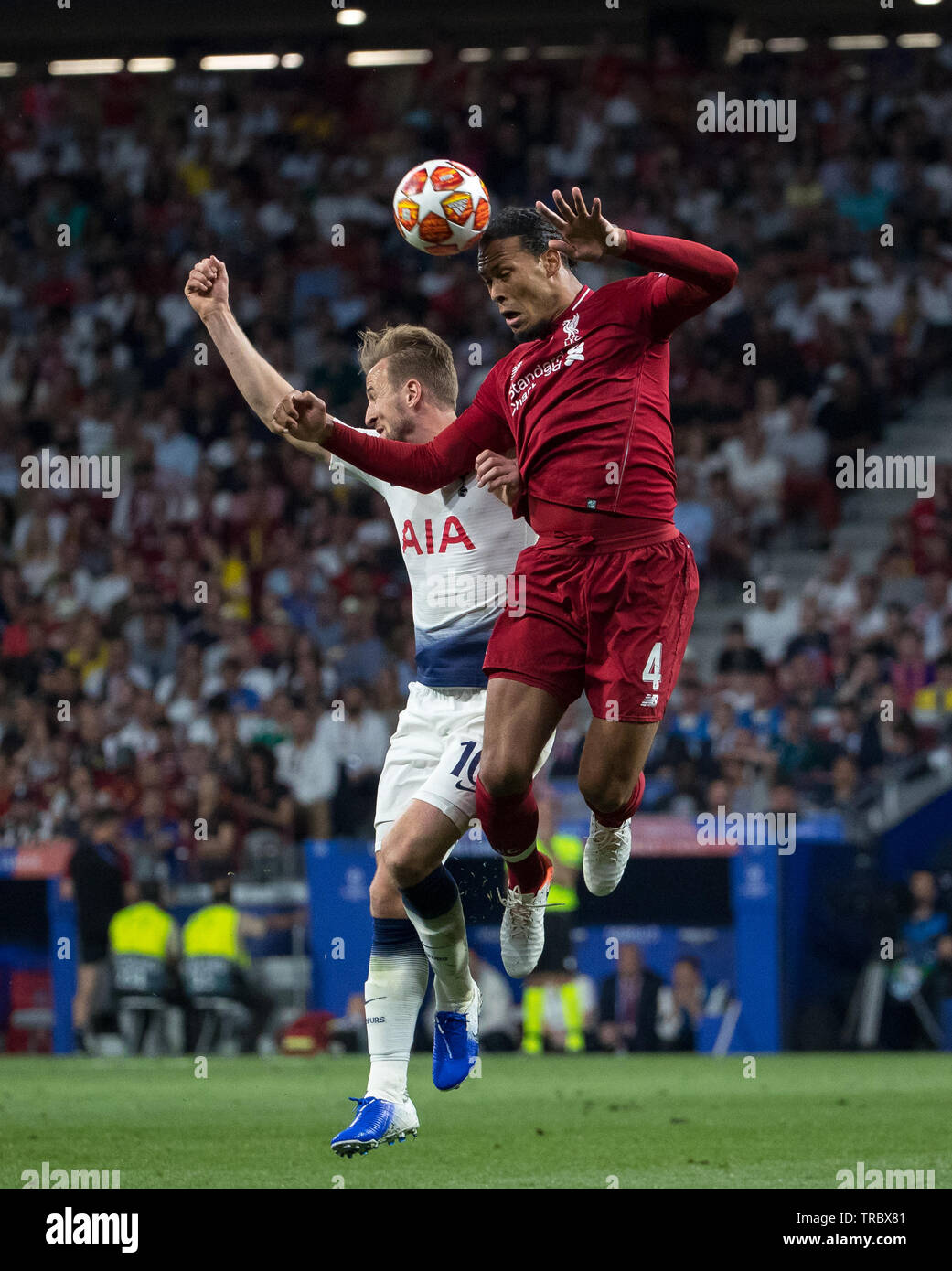 Harry Kane of Spurs & Virgil van Dijk of Liverpool during the UEFA  Champions League FINAL match between Tottenham Hotspur and Liverpool at the  Metropo Stock Photo - Alamy