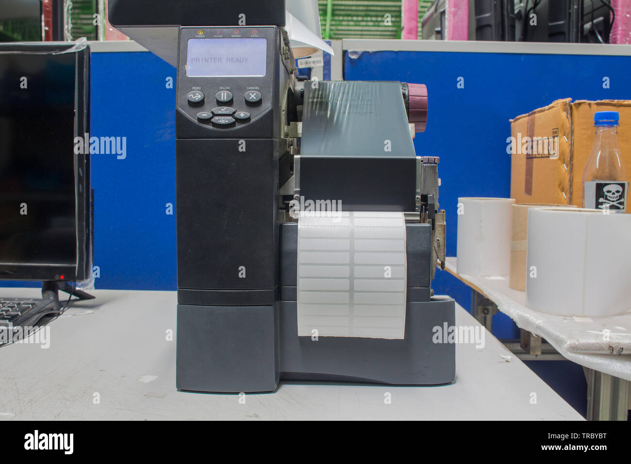 Label printer hires stock photography and images Alamy
