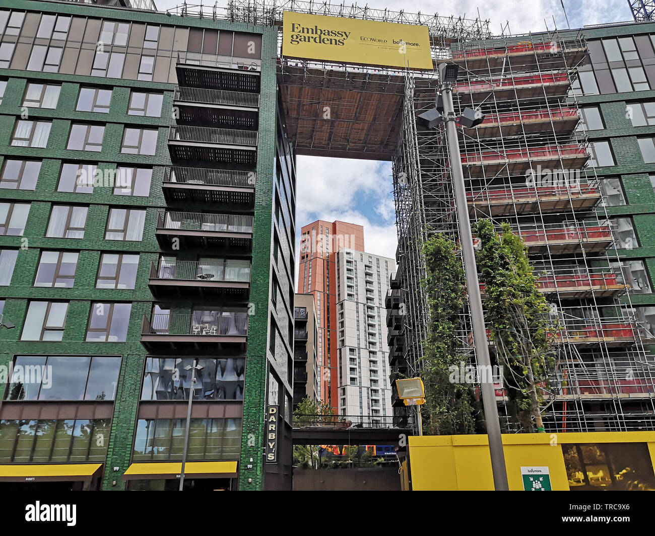 New us embassy under construction hi-res stock photography and images ...