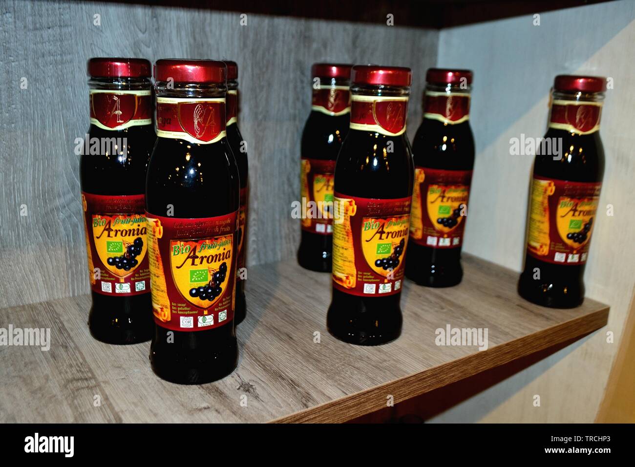 Aronia juice Research institute for Roses and Medicinal plants in