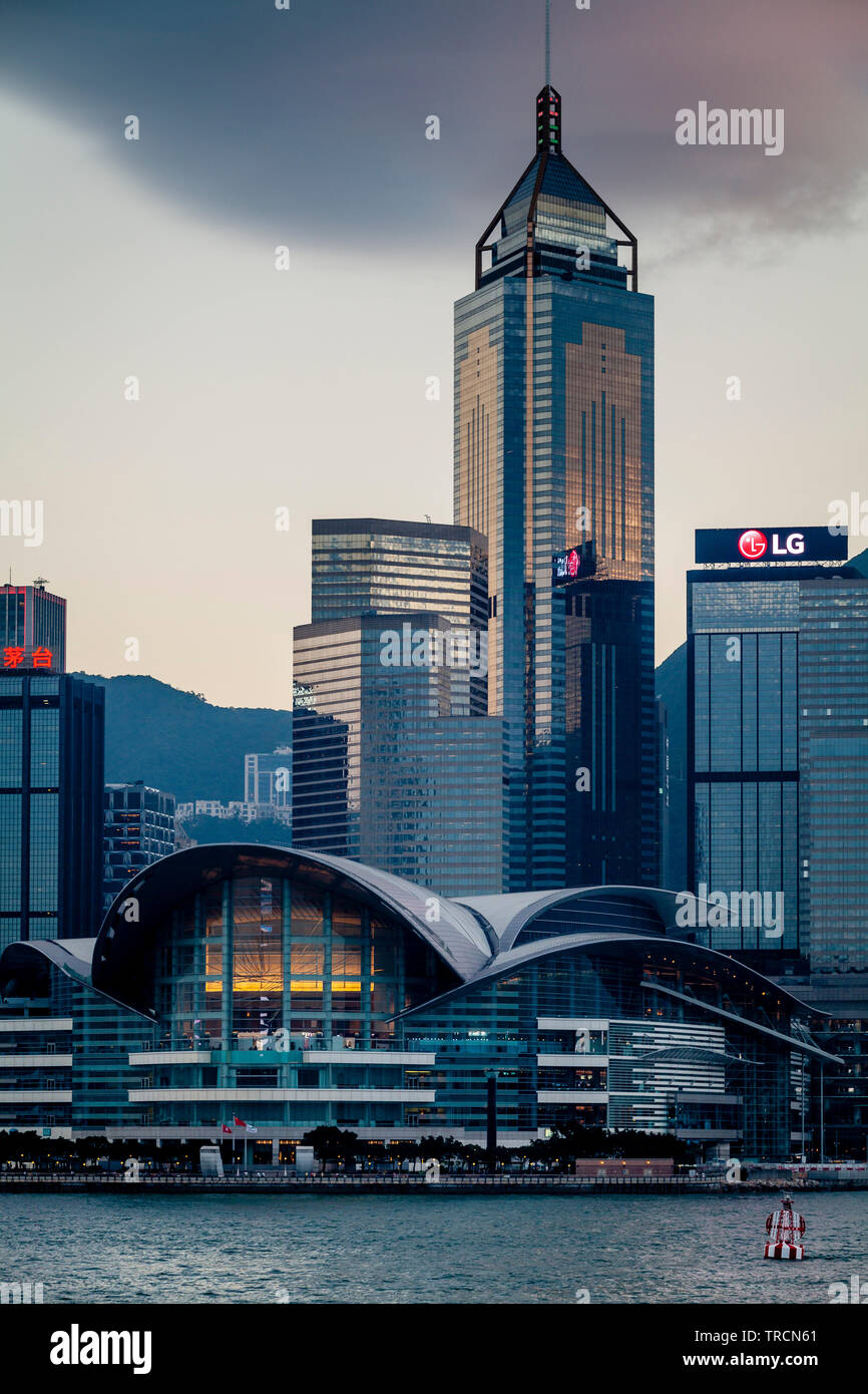 The Hong Kong Convention and Exhibition Centre and Hong Kong Skyline, Hong Kong, China Stock Photo
