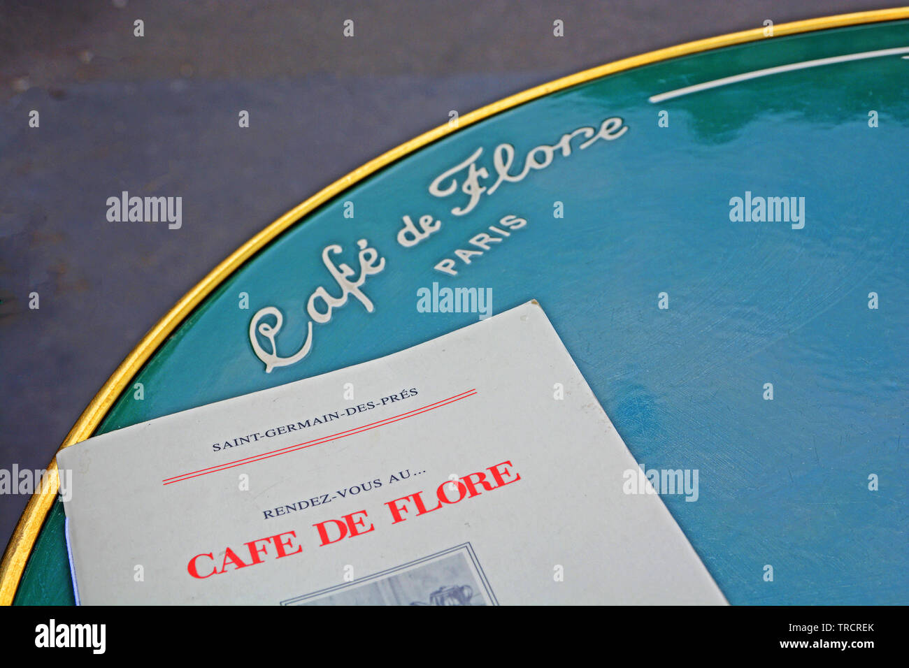 Café de Flore, Saint-Germain-des-Près, Paris, France Stock Photo