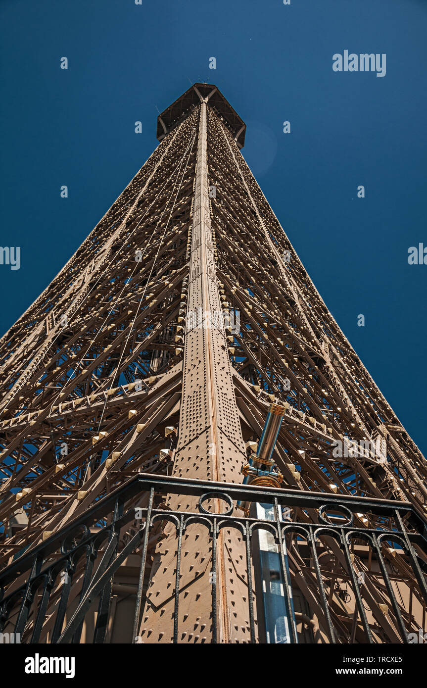 Eiffel Tower, Paris, France, Shiny, Country, Culture, Famous