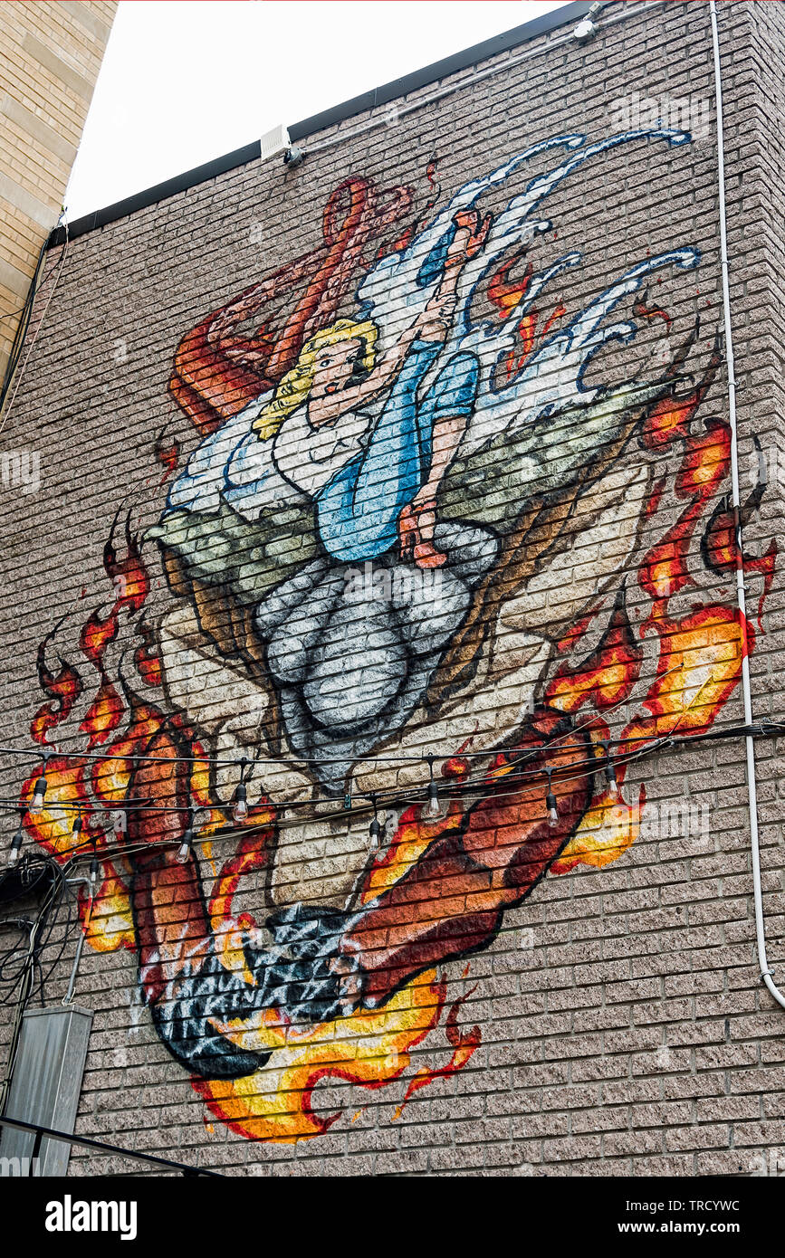 Urban murals in Montreal neighbourhood Stock Photo Alamy