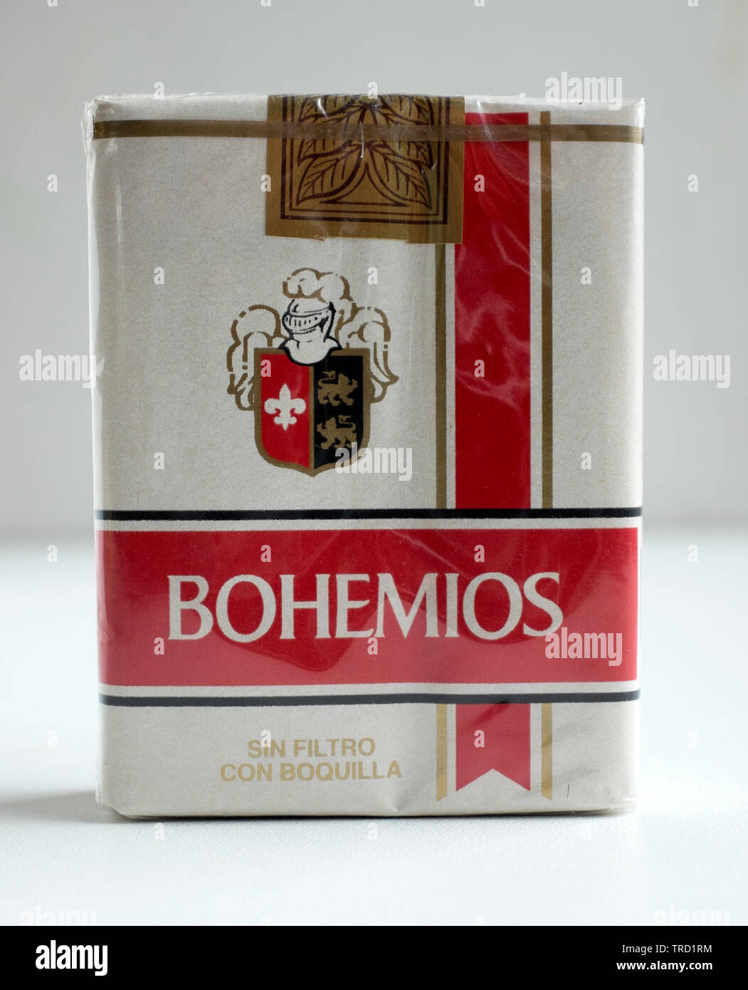 Bohemios cigarettes hi-res stock photography and images - Alamy