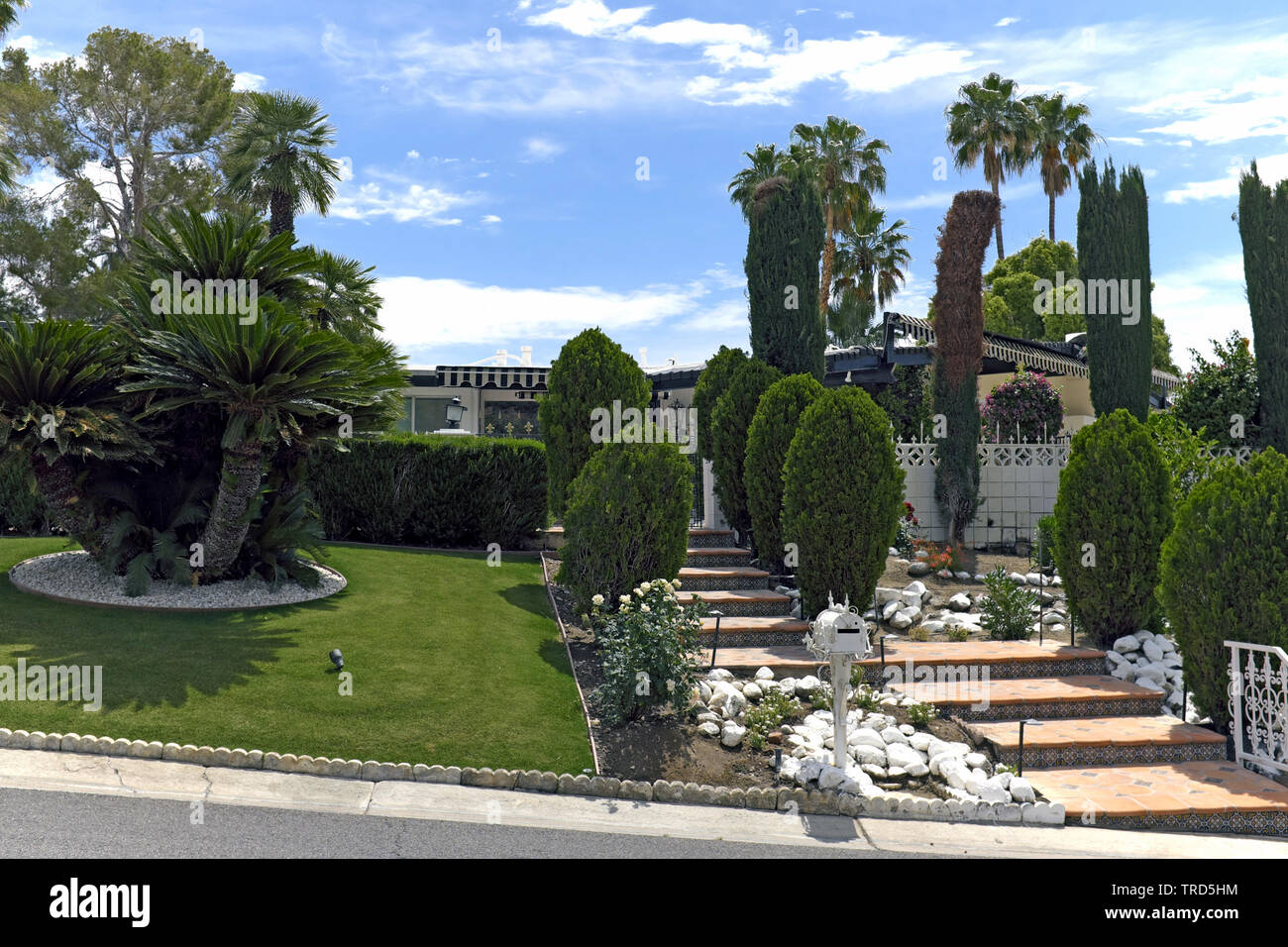 Marilyn Monroe rented this bungalow home on Rose Avenue in Palm Springs,  California, USA Stock Photo - Alamy